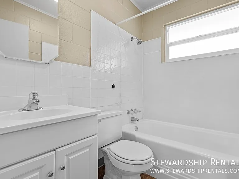 76243 Gale St #1 — Photo 13