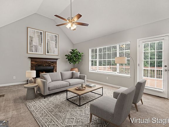 4th image of 5831 Millers Pond Ln