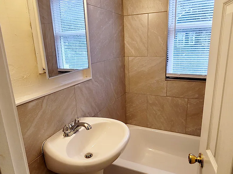 3501 Meadowbridge Rd — Photo 8