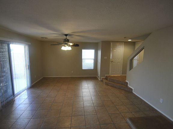 3rd image of 11822 W Poinsettia Dr
