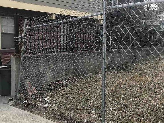 4th image of 147 Neptune Ave