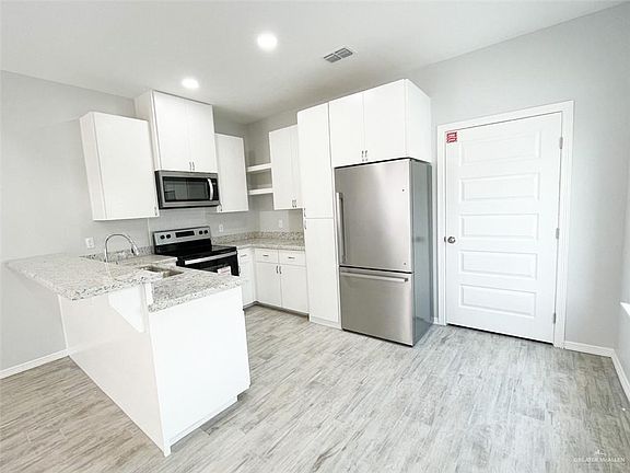 4th image of 1501 W Heritage Dr #3