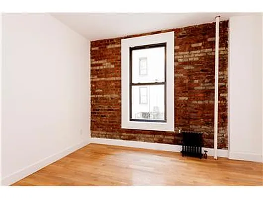 Rented by Douglas Elliman | media 16