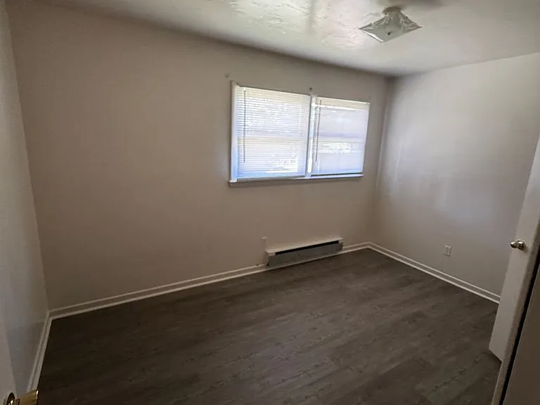 6016 Leo Dr — Photo 13