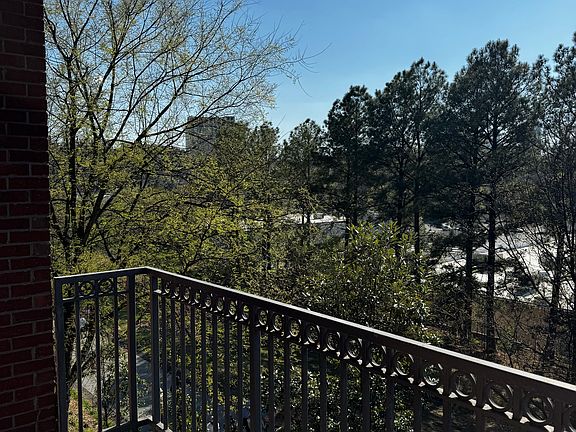 2nd image of 680 Greenwood Ave NE APT 306