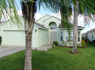 262 Aylesbury Ln, Davenport, FL 33837
