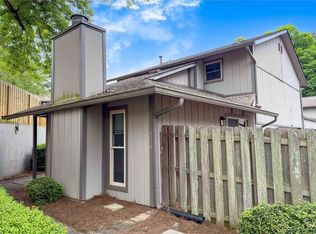 426 Manning Villas Ln SW, Marietta, GA 30064