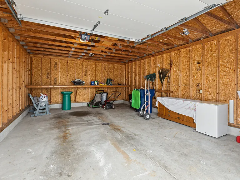 2206 S Monroe St — Photo 15