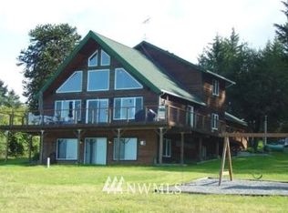 11113 S Larson Rd, Anderson Island, WA 98303