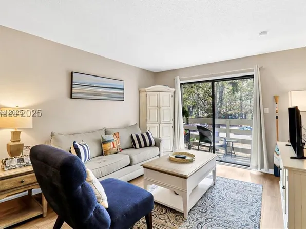 45 Folly Field Rd APT 15F, Hilton Head Island, SC 29928