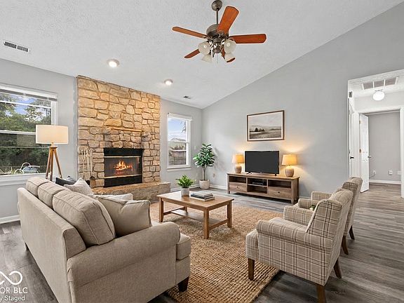 3rd image of 3149 Shellbark Dr