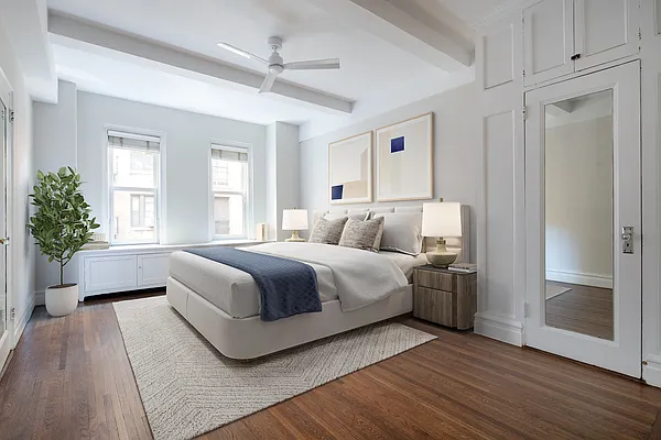 Sold by Sotheby's International Realty | media 6