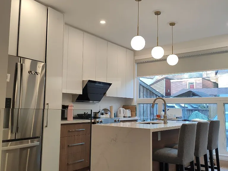 124 Robert St — Photo 29