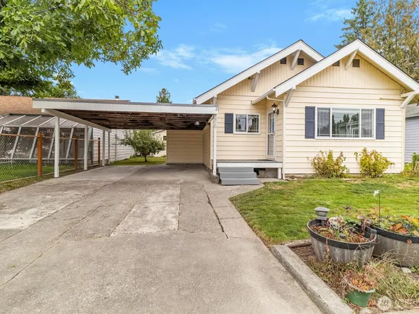 310 Second Street, Sumas, WA 98295