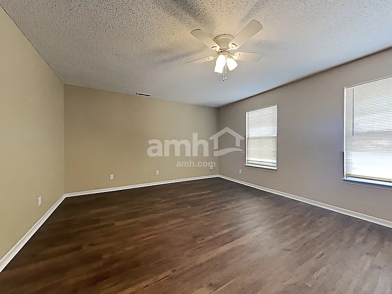 34 Frostwood Ln — Photo 10