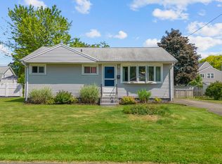 76 Great Circle Rd, West Haven, CT 06516
