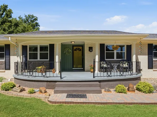 735 Holiday Ln, Claremore, OK 74017