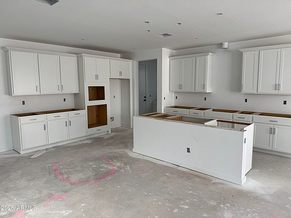 2nd image of 2440 W MAXIMO Way