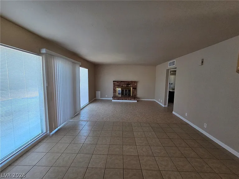 1745 Mount Hood St — Photo 19