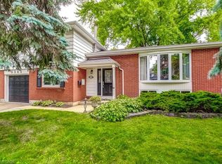 5342 Linbrook Rd, Burlington, ON L7L 3T9
