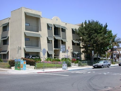 1st image of 3628 Monroe Ave APT 13