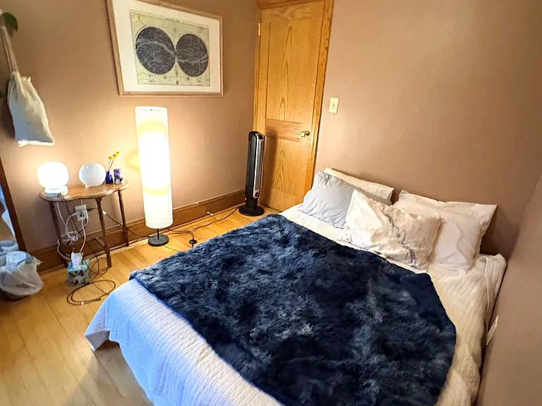 3810 N Greenview Ave #2 — Photo 16