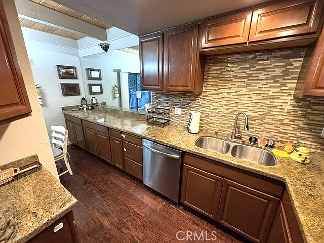 207 Cool Creek Ln — Photo 6