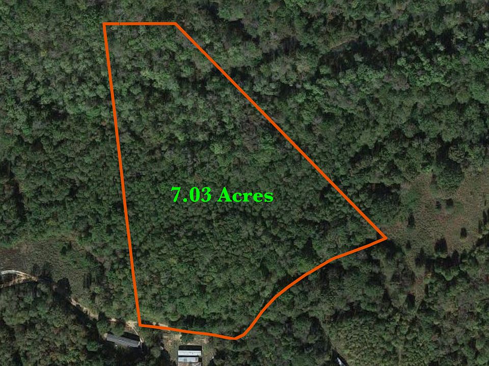 1st image of Lands End Ln
