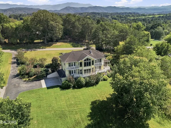 2084 Allenridge Dr, Sevierville, TN 37876