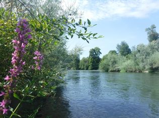 1008 SW Zane Grey Ct, Grants Pass, OR 97527