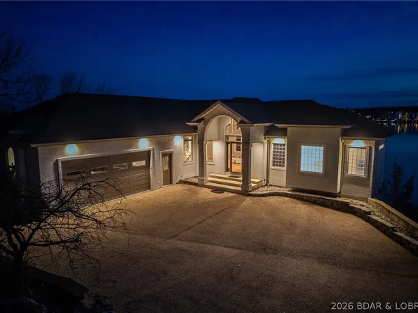 1129 Beacon Point Cir, Lake Ozark, MO 65049