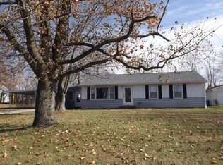 3948 N Gentry Rd, Olney, IL 62450