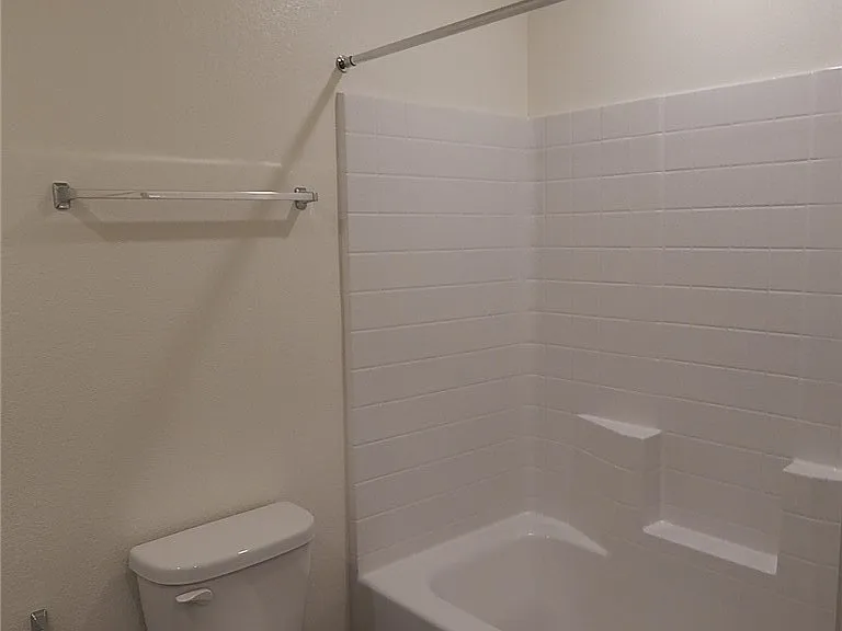 1905 Omaggio Vista St — Photo 11