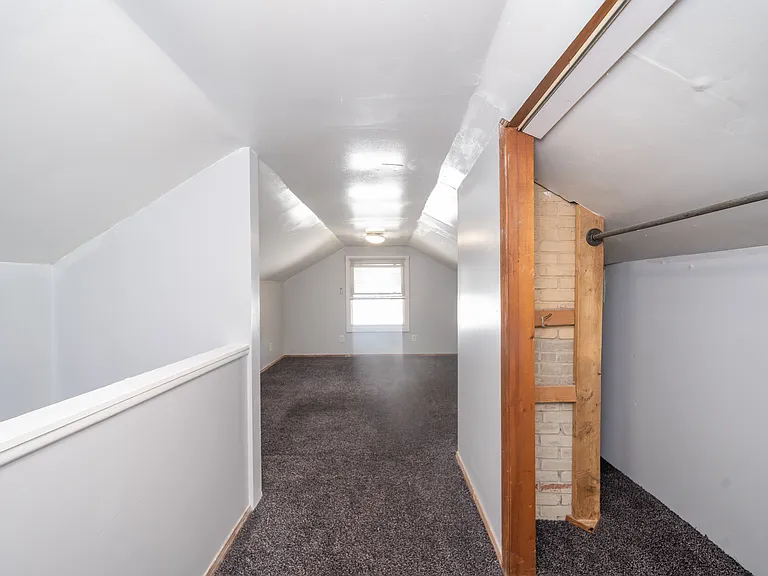 12105 Evergreen Ave — Photo 26