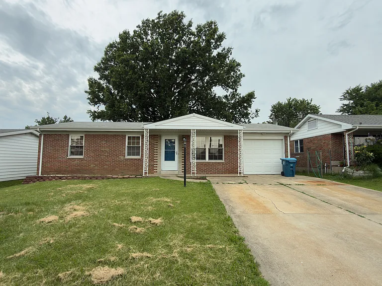 3219 Milissa Ln — Photo 1