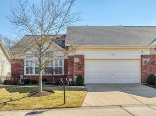 13269 Barrett Chase Cir, Ballwin, MO 63021