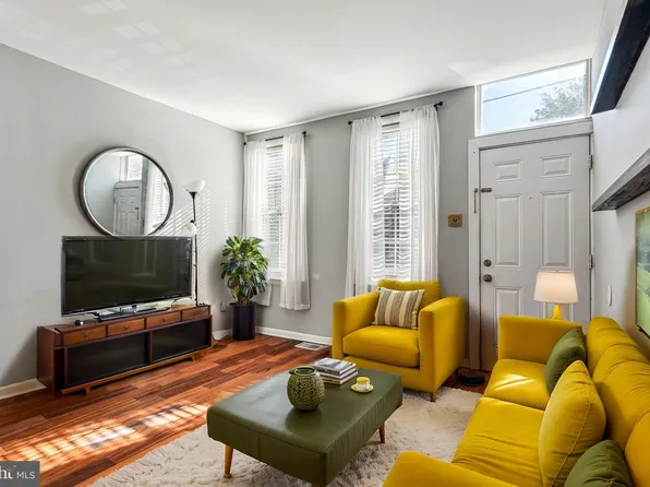 313 E Thompson St, Philadelphia, PA 19125