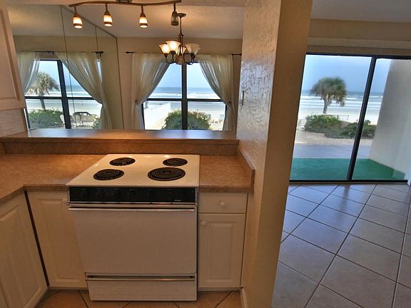 5th image of 3805 S Atlantic Ave #10