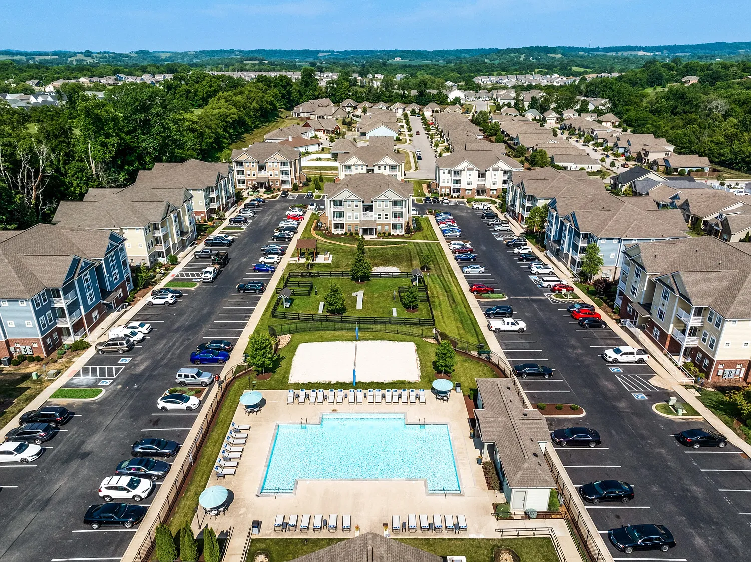 The Retreat at Arden Village Apartments — Photo 4