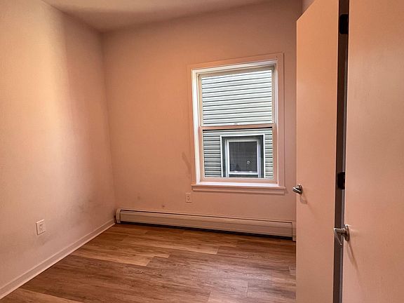 5th image of 444 Bergen Ave APT 3L