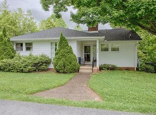 378 Littleton Rd, Lake Junaluska, NC 28745