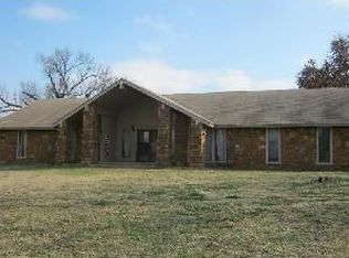 17033 S Creekwood Ct, Claremore, OK 74017
