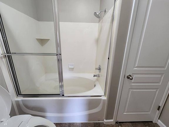 5th image of 1409 W Stone Meadow Dr