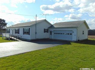 2215 Clark Rd, Penn Yan, NY 14527