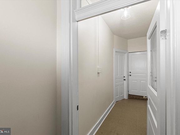 5th image of 500 N Highland Ave