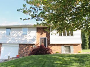 4108 Jasmine Pl, Mount Joy, PA 17552