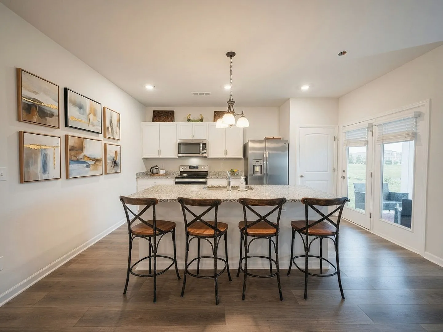 156 Olivia Cir — Photo 3