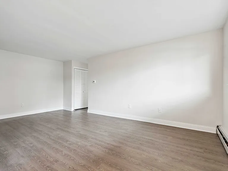 Ridley Brook Apartments — Photo 12