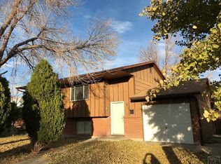 2064 Vinewood Ln, Pueblo, CO 81005
