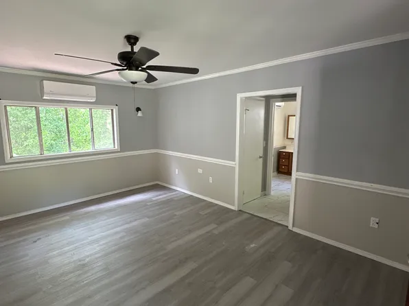 619 8th St #B, Picayune, MS 39466